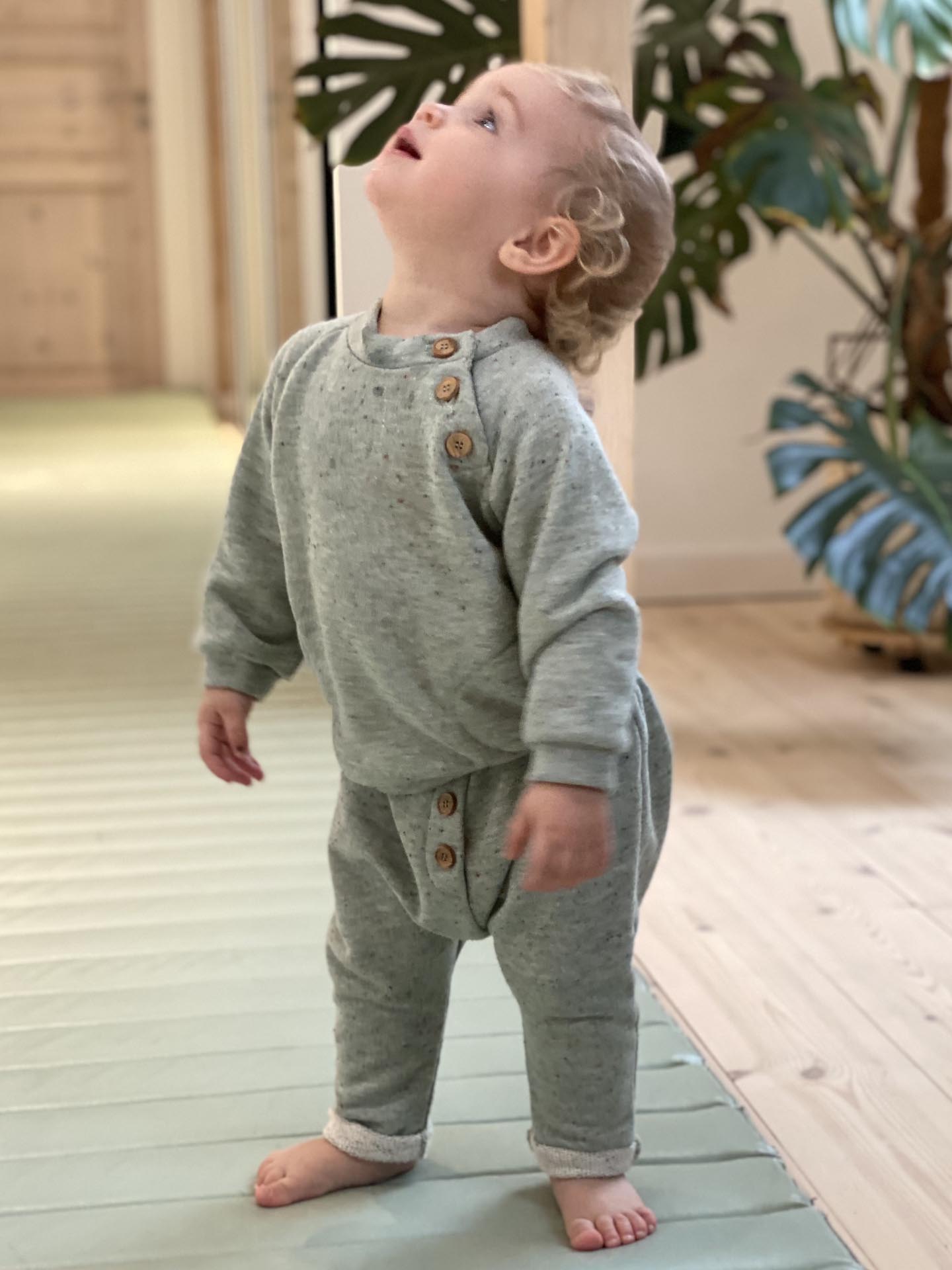 Jumpy sweatshirt suit